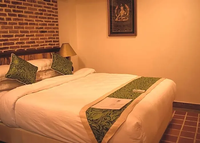 Hotel Heranya Yala 3*